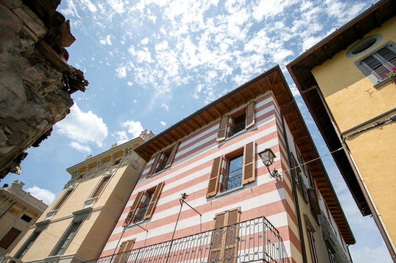 IseoLakeRental - Casa del Pescatore Riva di Solto Exterior foto